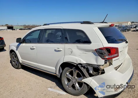 2017 Dodge Journey Crossroad z USA, uszkodzony, nr VIN 3C4PDCGB4HT634034